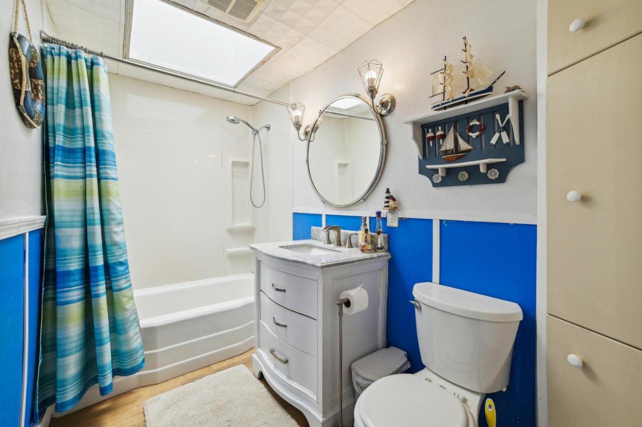 Boyne City Cottage Walk To Downtown And Lake! Bagian luar foto