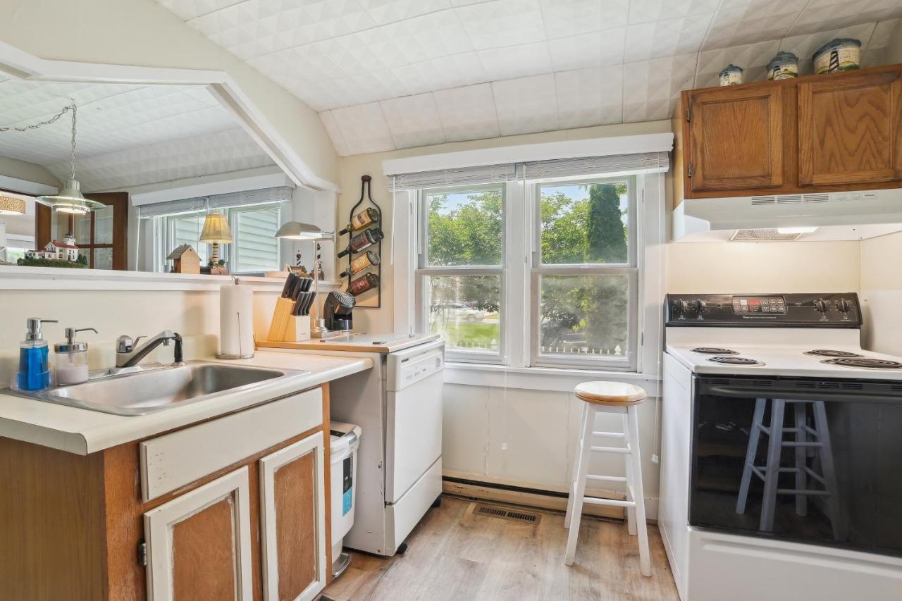 Boyne City Cottage Walk To Downtown And Lake! Bagian luar foto