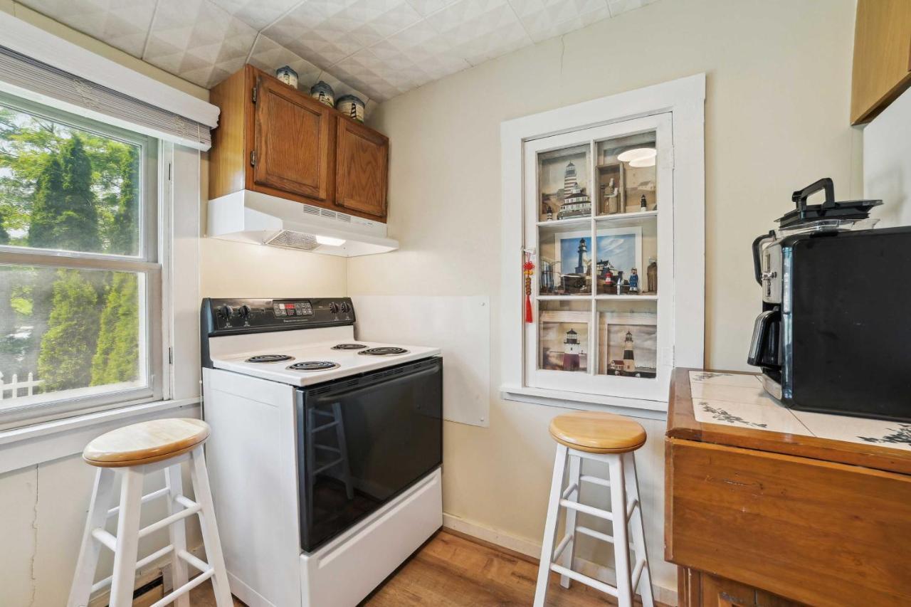 Boyne City Cottage Walk To Downtown And Lake! Bagian luar foto